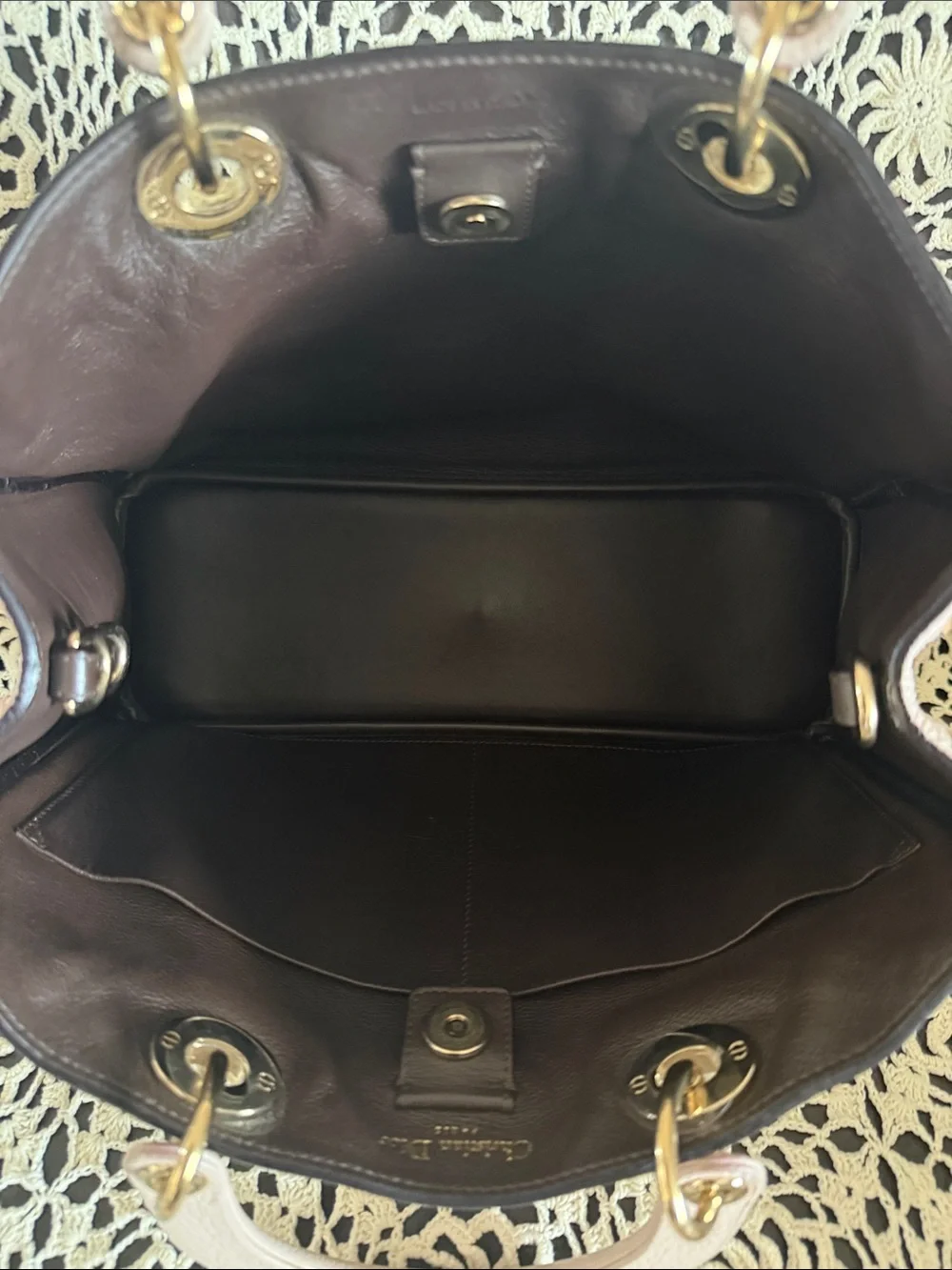Dior chic pebble